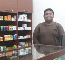 Sugi Waras, Amd.Farm